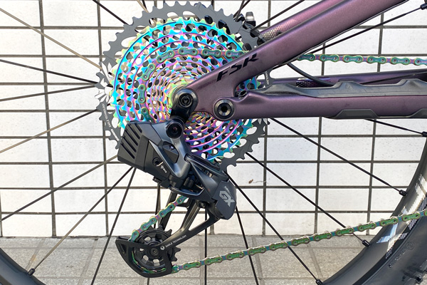 SRAM X01 Eagle AXS 12速リアディレイラー レッド 52T＿並行輸入