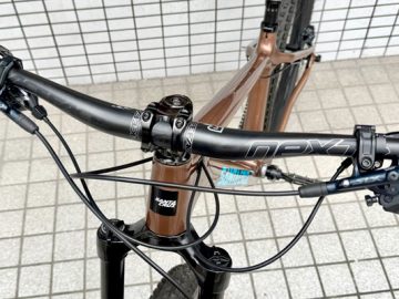 ケーブルルーティングのお話し。