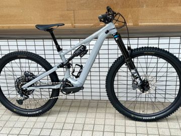 こんなんいかがでしょ？2025 SPECIALIZED LEVO SL COMP ALLOY