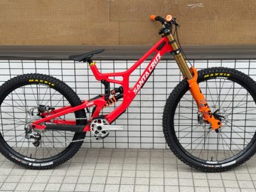 こんなん出来ちゃいました！SANTACRUZ V10-8 フルカスタム