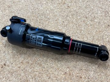 M.D.S.委託販売USED商品のご紹介。2023 Rock Shox Deluxe 210 x 55